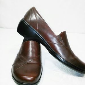 Clark's Brown Leather Shoes Flats Comfort Loafer 8